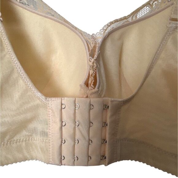 Beige Full Coverage Lace Bra With Underwire & Adjustable Straps 46/105 - Picture 6 of 6